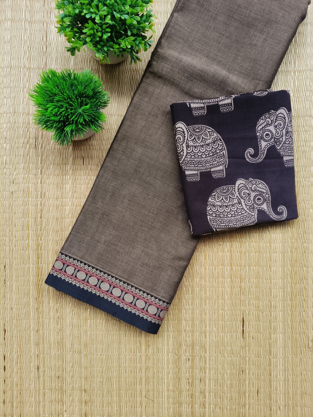 Narayanpet handloom checked fabric